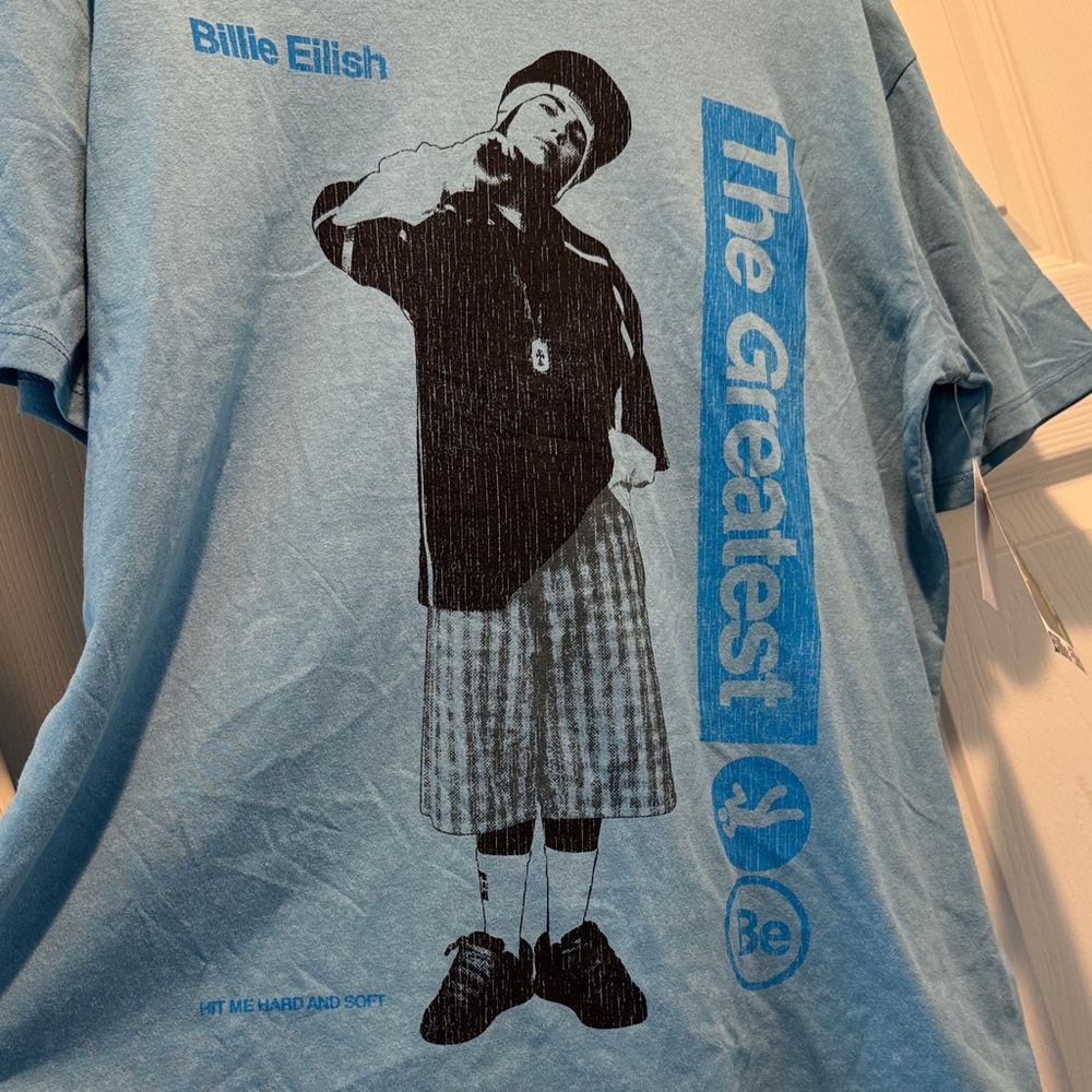 Billie Eilish Blue Graphic Tee - Women's Short Sleeve XL - NWT - Picture 2 of 2